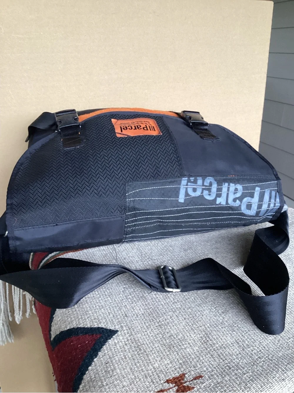 Parcel New York brown camo messenger bag rugged nylon commuter bag